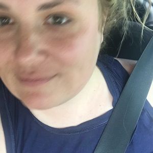 Meet your Posher, Hillary